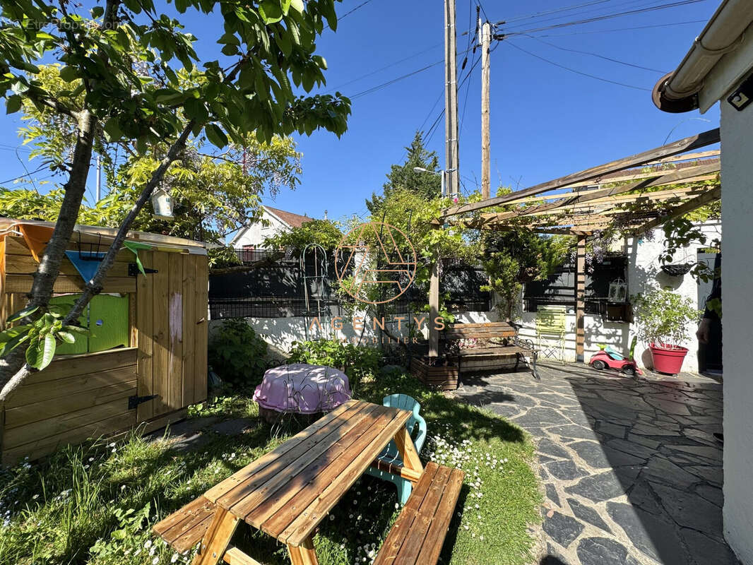 Maison à NOISY-LE-GRAND