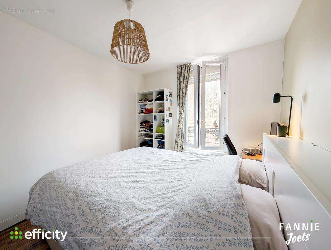 Appartement à GENNEVILLIERS