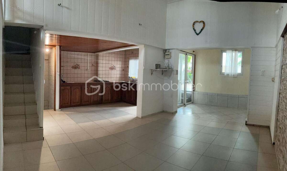 Maison sur le Tampon au 14 ème - photo 10