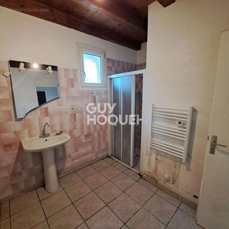 Maison à SAINT-GEORGES-DU-BOIS