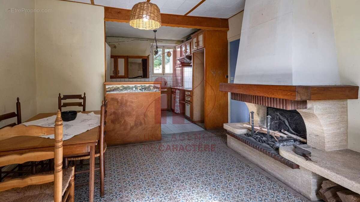 Maison à SAMOIS-SUR-SEINE