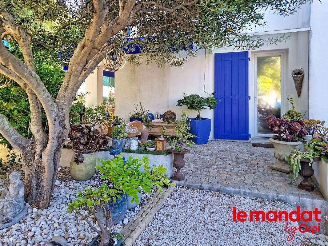 Maison de Type 4 pièces avec garage et jardin - photo 2