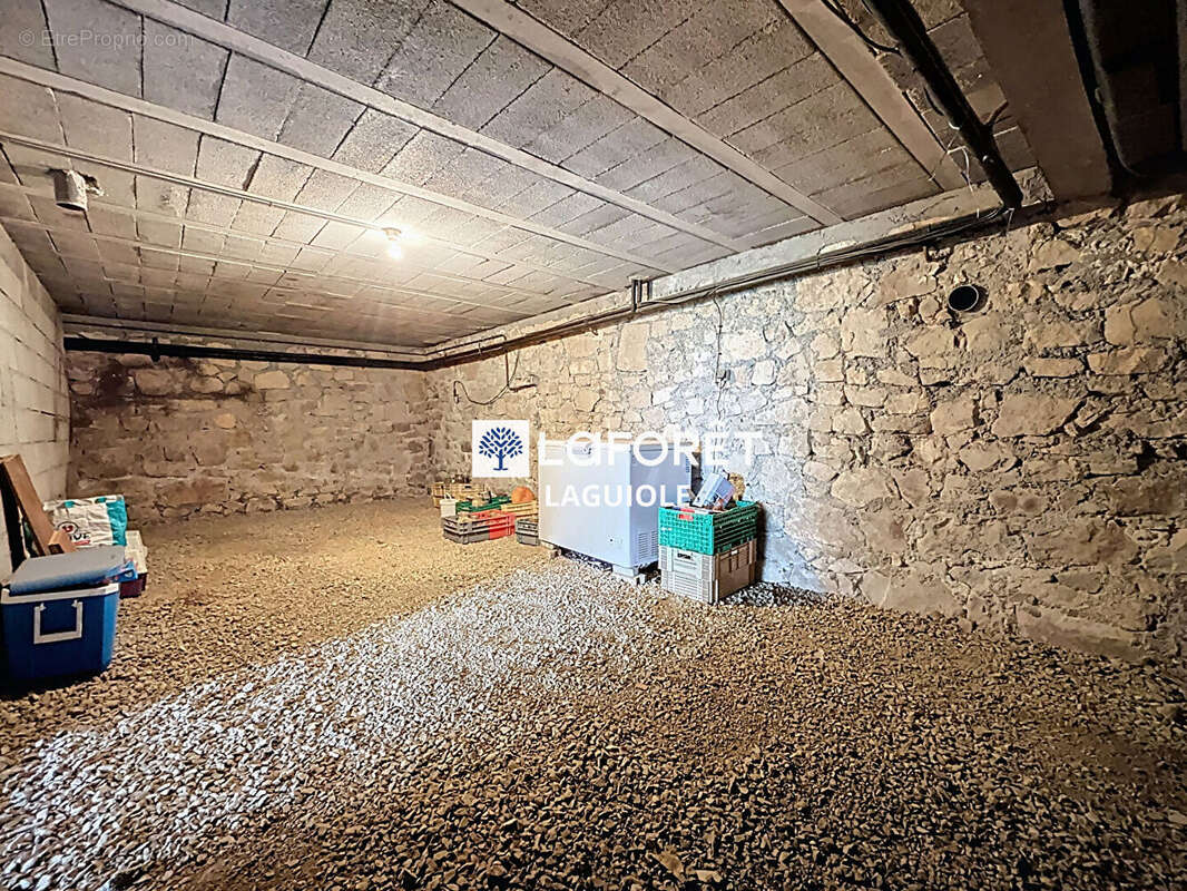 Maison à SAINT-HIPPOLYTE