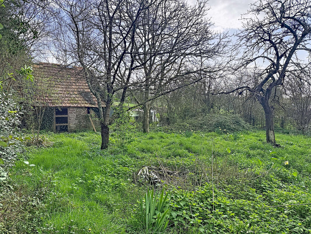 Maison à DRAGEY-RONTHON