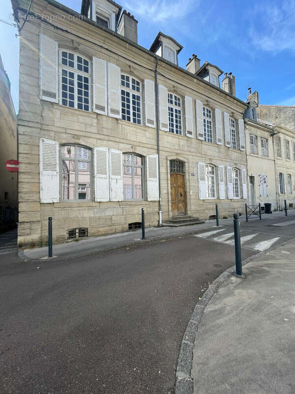 Appartement à LONS-LE-SAUNIER