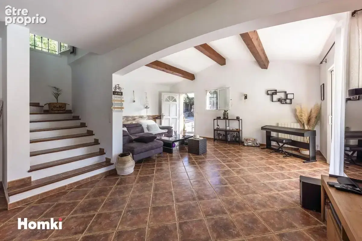 Maison/Villa T6 de 220 m² à Lorgues 83510 - photo 8