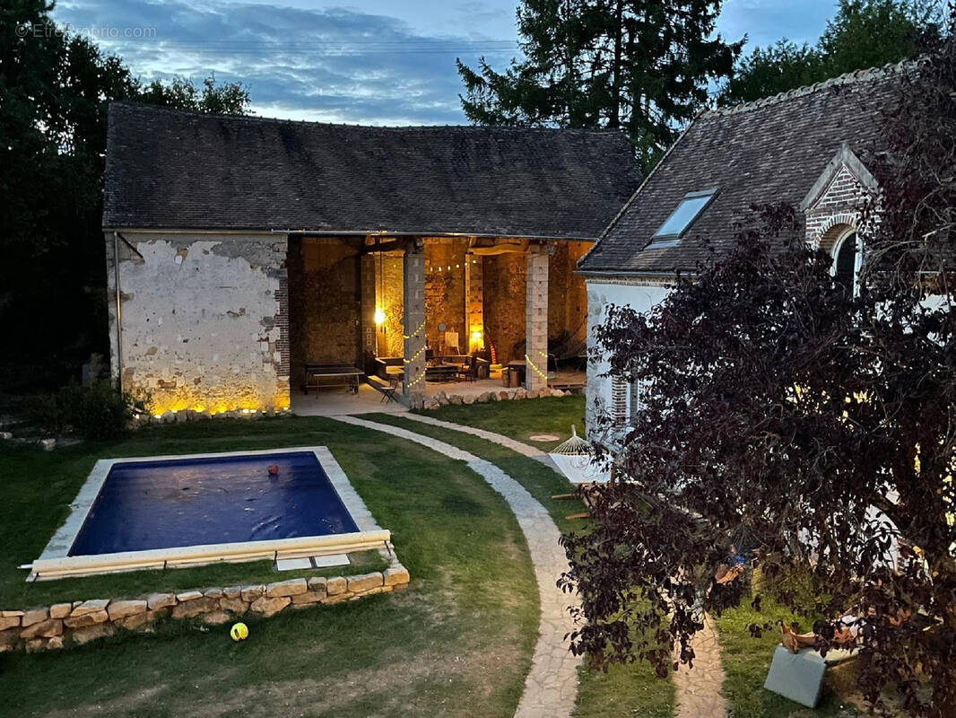 Maison à PONT-SUR-YONNE