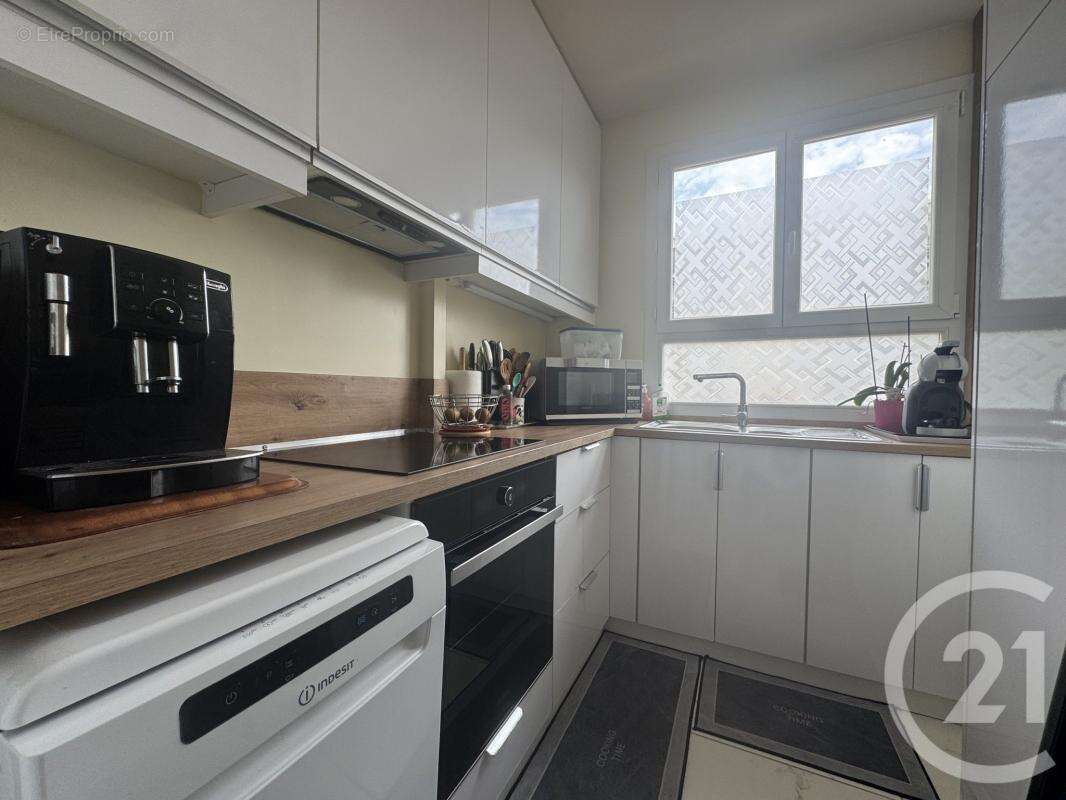 Appartement à FONTENAY-SOUS-BOIS