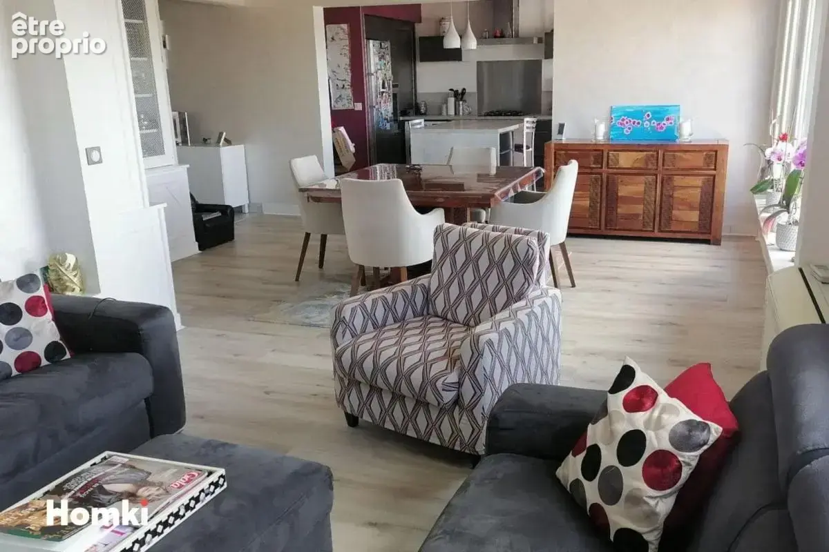 COUP DE CŒUR À BRON ÉGLISE , à vendre T4 de 104m² - photo 6