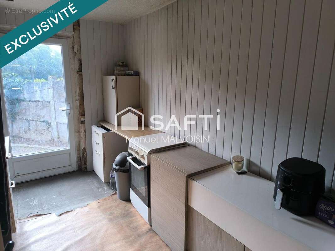 Photo 7