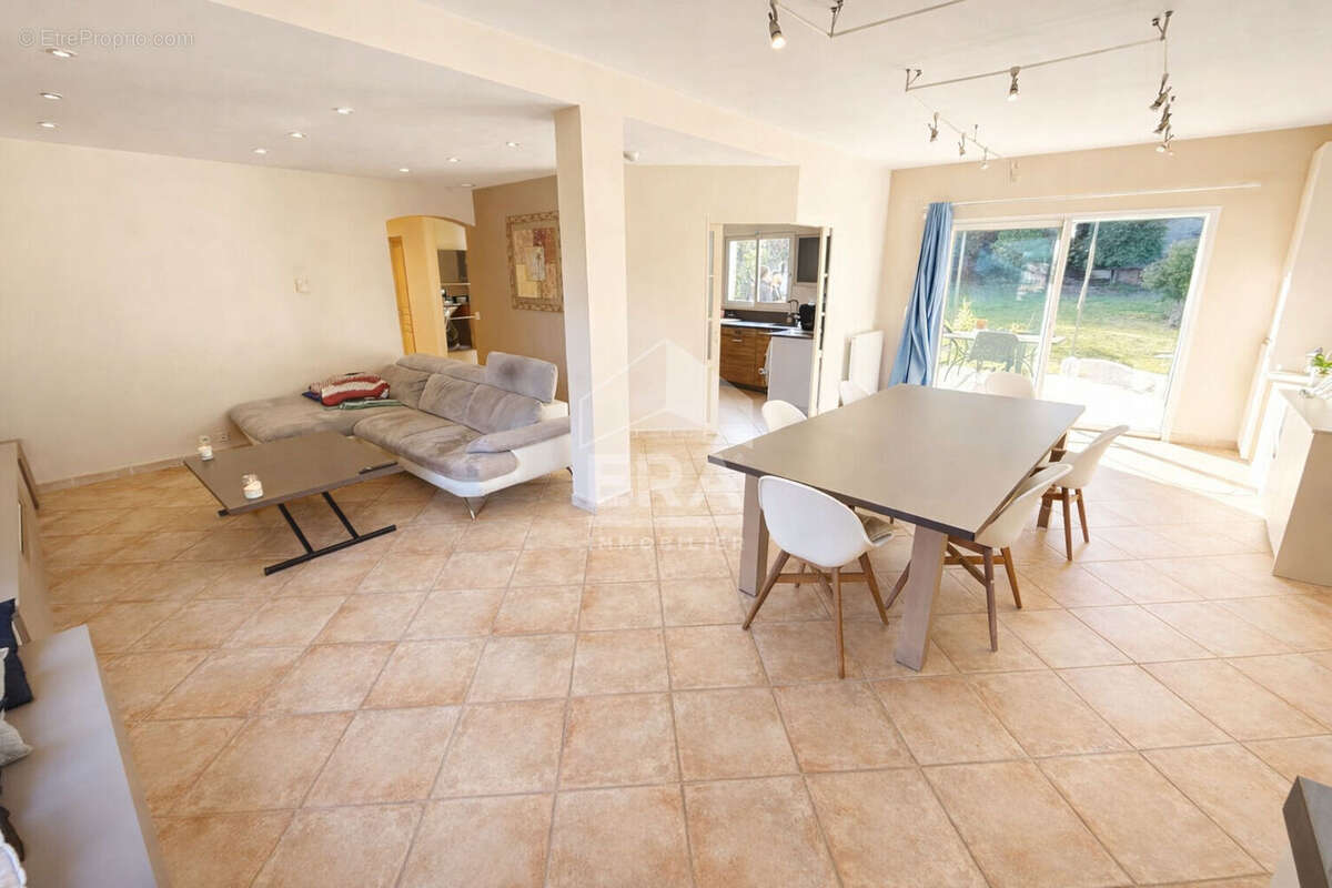 Maison à LES PENNES-MIRABEAU