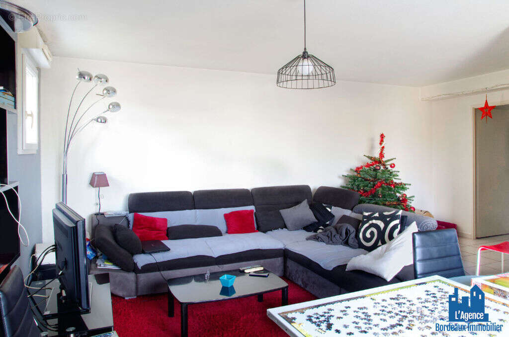 Appartement à BEGLES