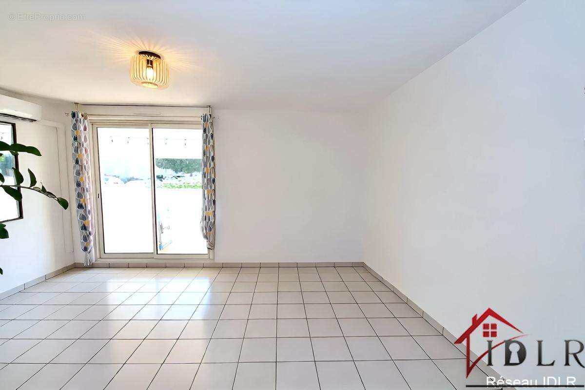 Appartement à HYERES