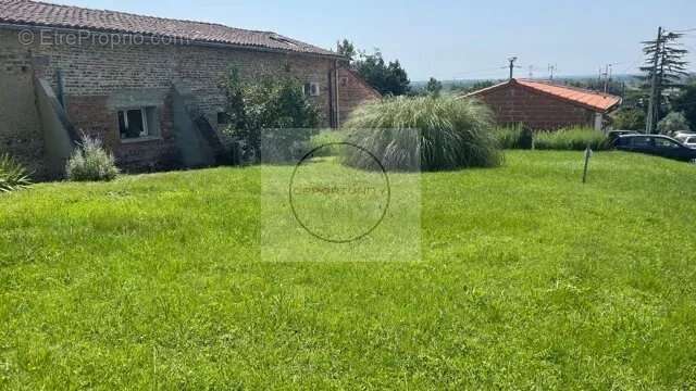 Terrain 430 m² à Castelnau-D'estretefonds  - photo 3