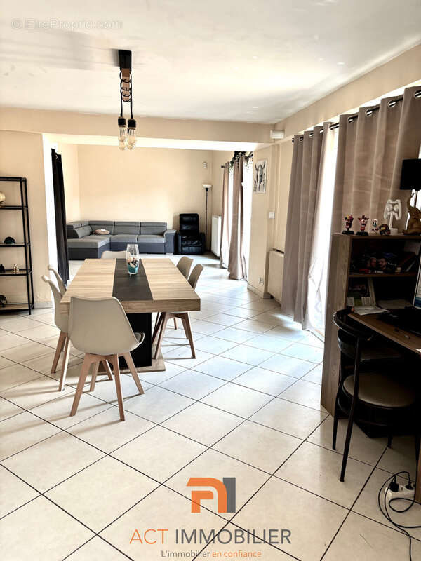 Maison à CHAMAGNIEU