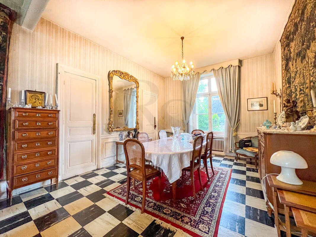 Maison à SAINT-GEORGES-DES-GROSEILLERS