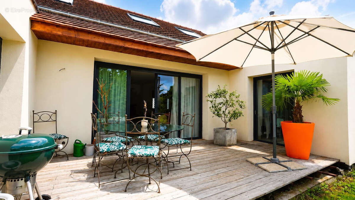 Maison à EPONE