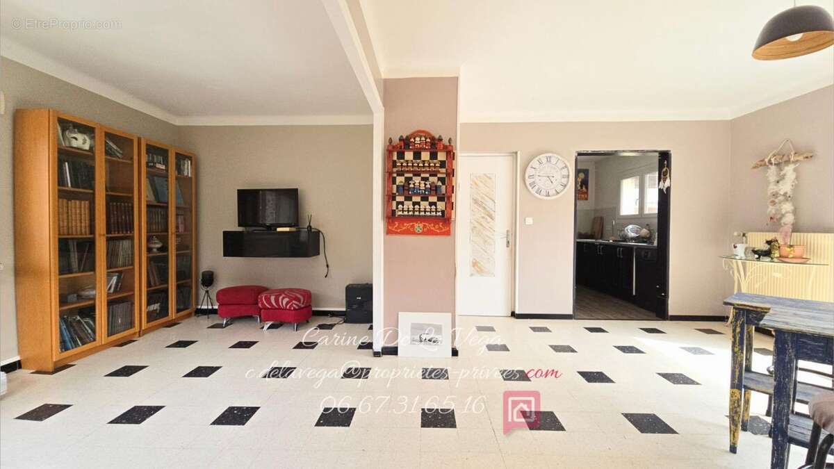 Maison à SAINT-THIBERY