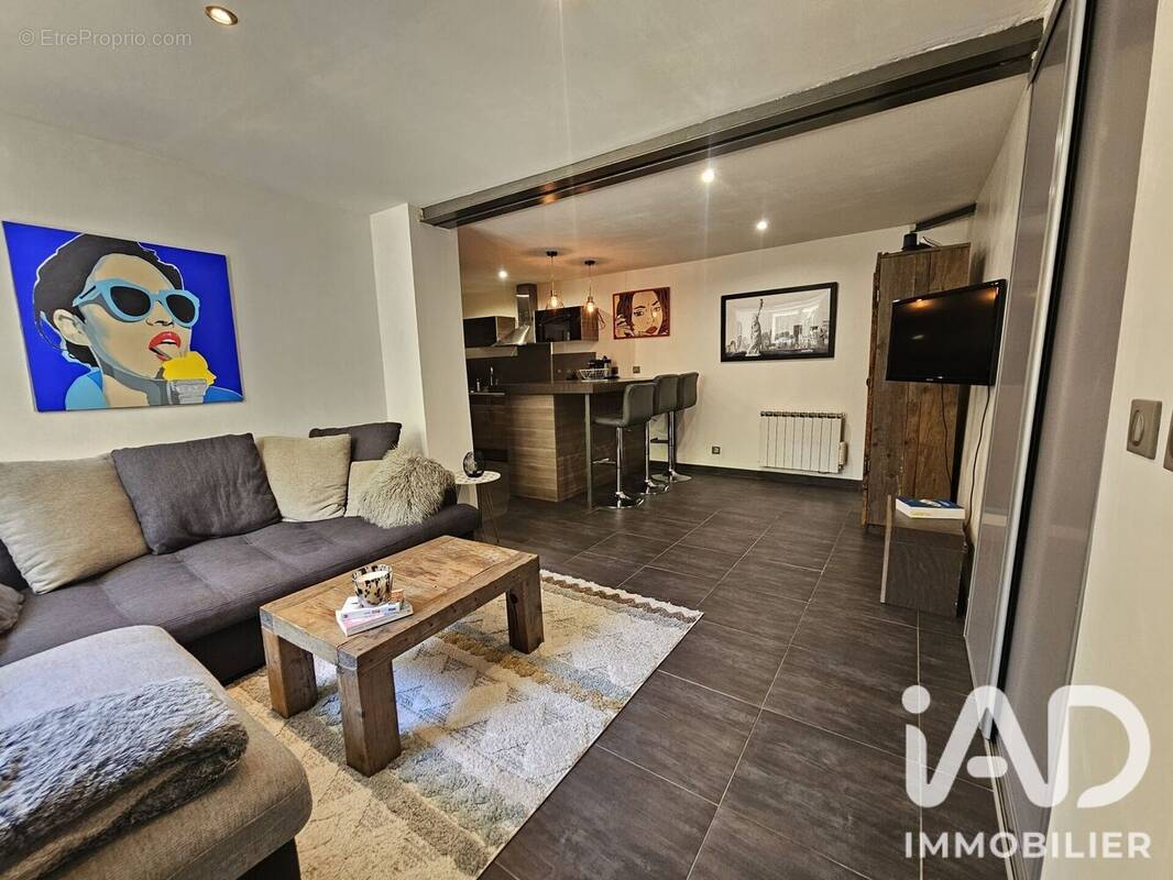 Photo 1 - Appartement à MARSEILLE-10E