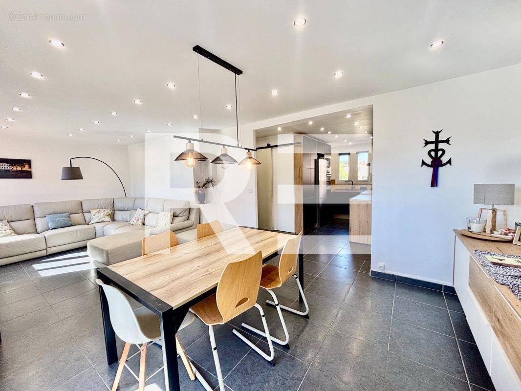 Appartement à NIMES