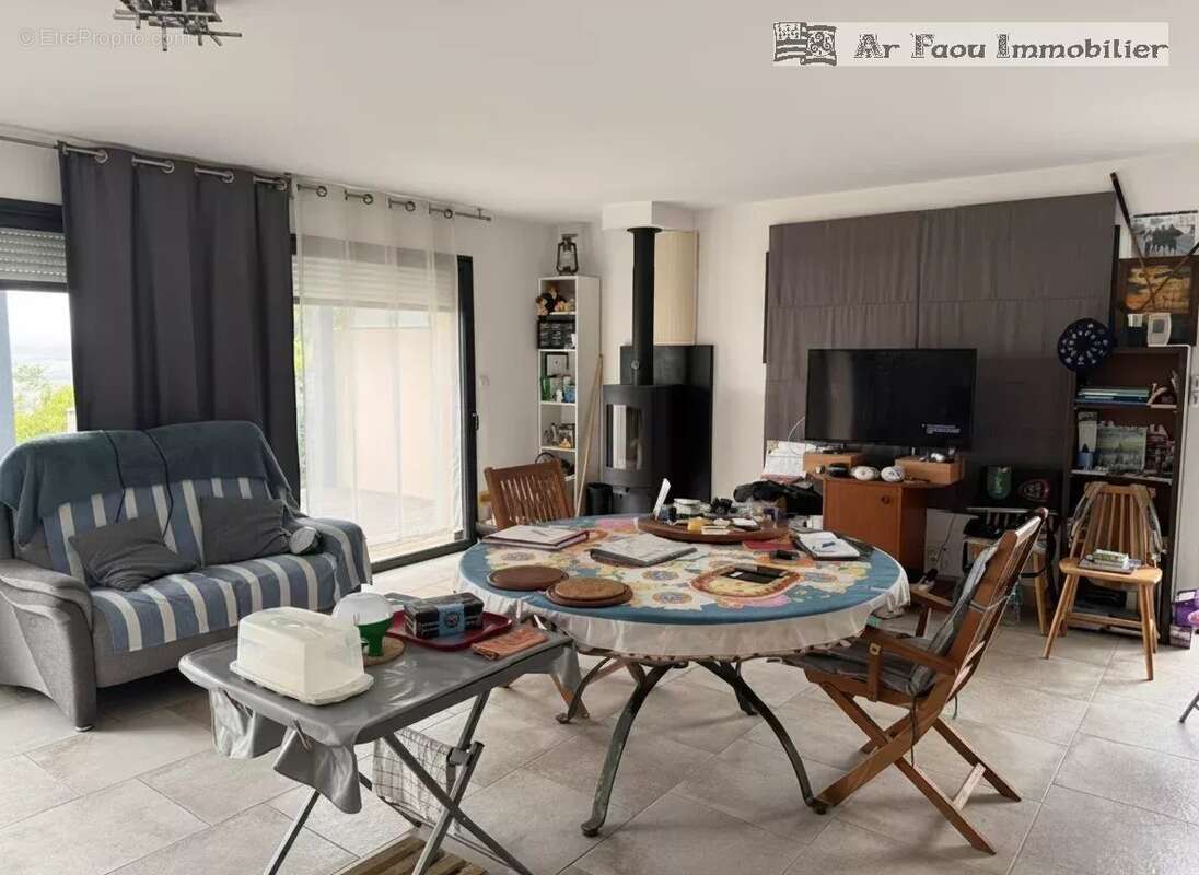 Rosnoën Maison contemporaine de plain-pied 146 m² – DPE A – Vue campagne et Aulne - photo 6