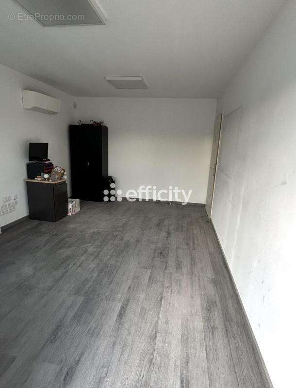 Locaux/Biens immobiliers - photo 4