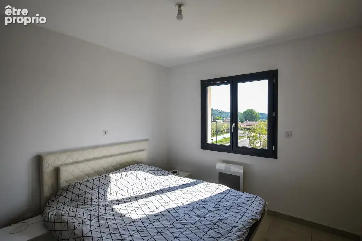 Superbe maison neuve avec DPE A, trois chambres, jardin et garage à Domazan ! - photo 12