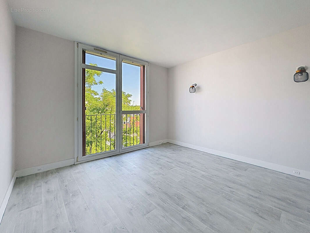 Appartement à ROMAINVILLE