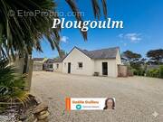 Maison à PLOUGOULM