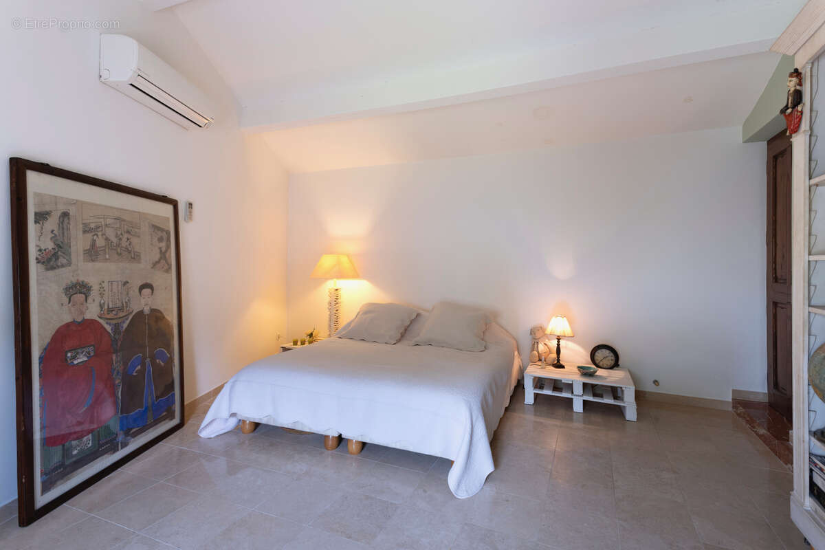 Maison à VAISON-LA-ROMAINE