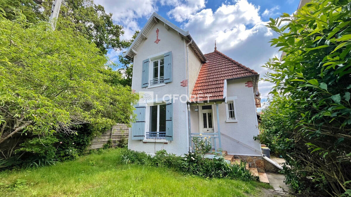 Maison à VIROFLAY