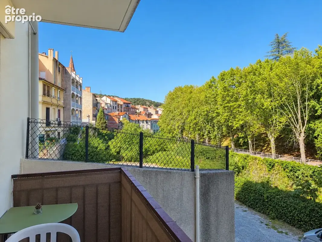 Studio meublé et place de parking avec vue exceptionnelle à Amélie-les-Bains - photo 2