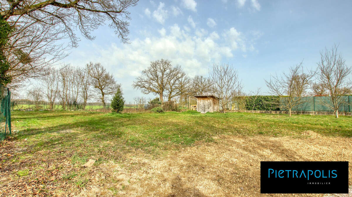 Maison 115 m² à Saint-Nizier-Le-Desert  - photo 8
