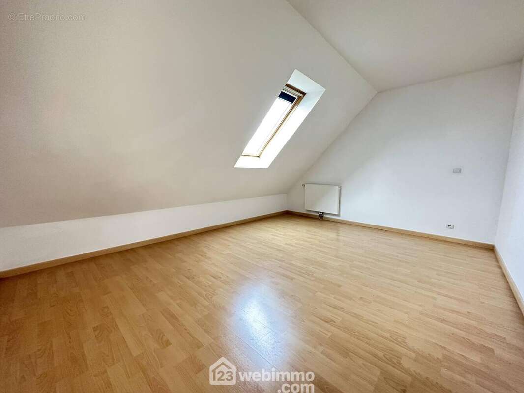 La première chambre de 12 m² - Maison à ATHIES-SOUS-LAON
