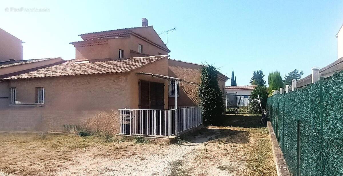 Photo 1 - Maison à PERTUIS