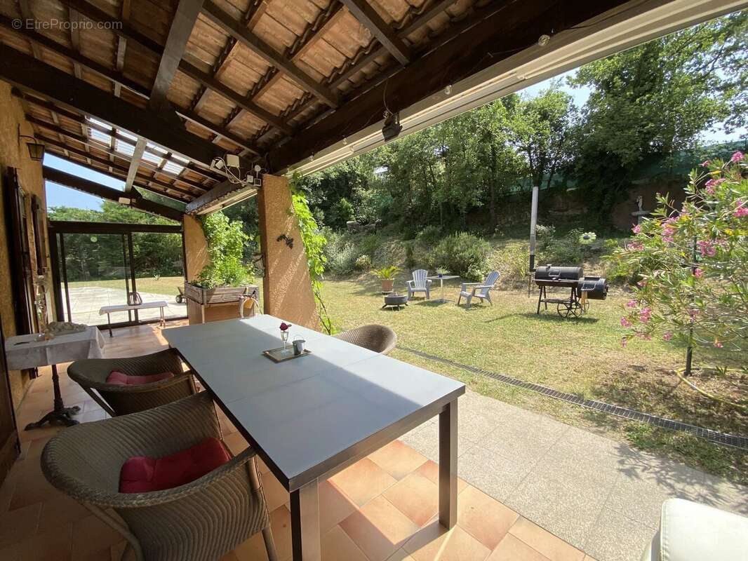 Maison à SAINT-MAXIMIN-LA-SAINTE-BAUME