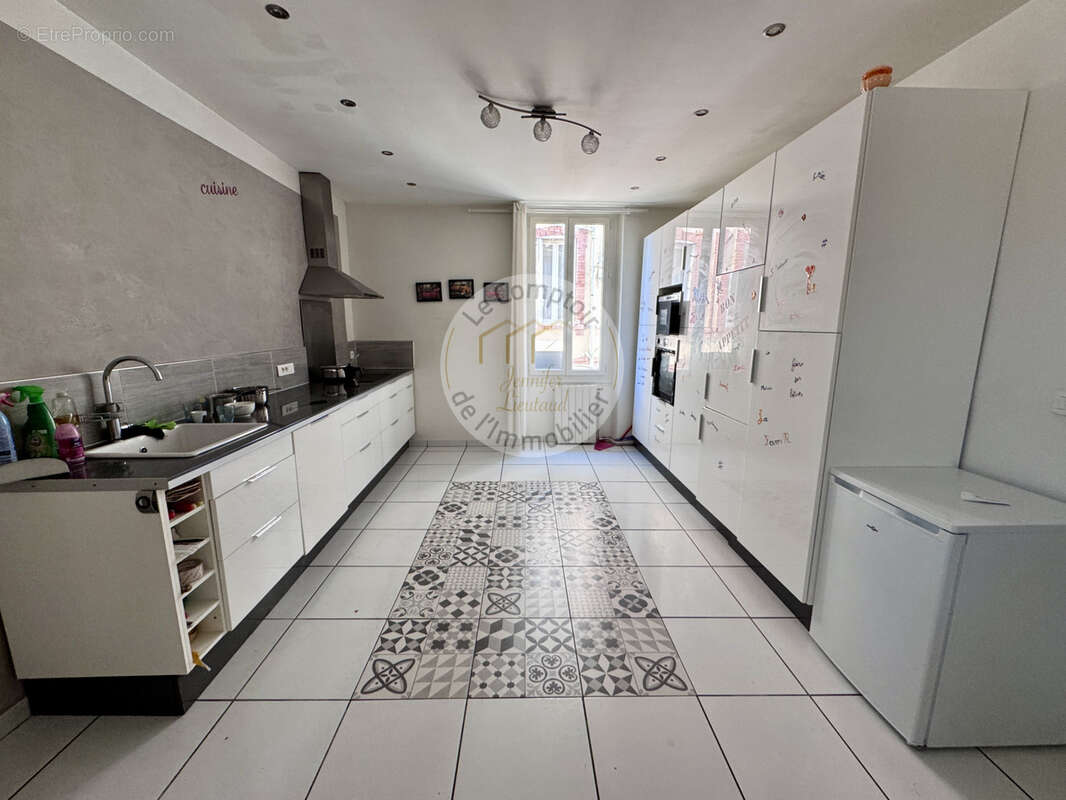 Appartement à MARSEILLE-16E