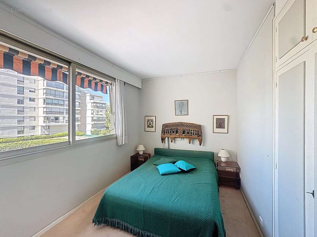 Appartement à MANDELIEU-LA-NAPOULE