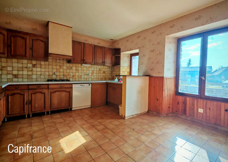 Maison à MAURE-DE-BRETAGNE