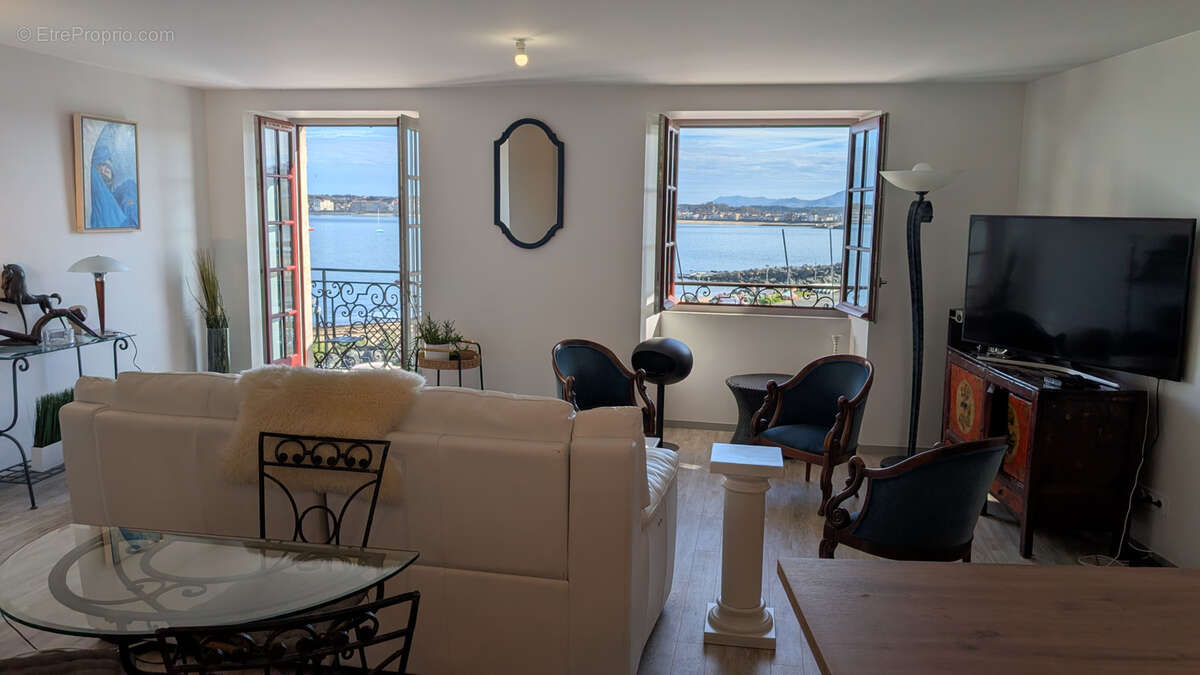 Appartement à CIBOURE