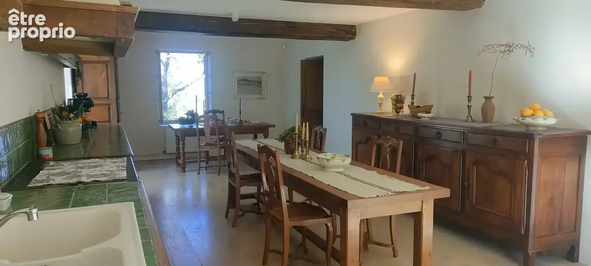 AUTHENTIQUE !!! Grande et belle maison en pierre dans un cadre préservé - photo 11