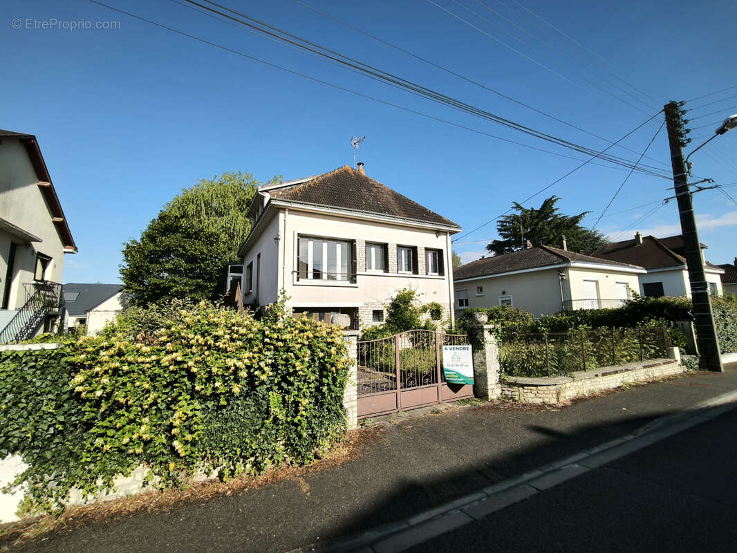 Maison à CHAMBRAY-LES-TOURS