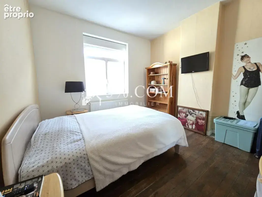 Maison semi-ndividuelle avec 4 chambres, un garage et un gra - photo 15