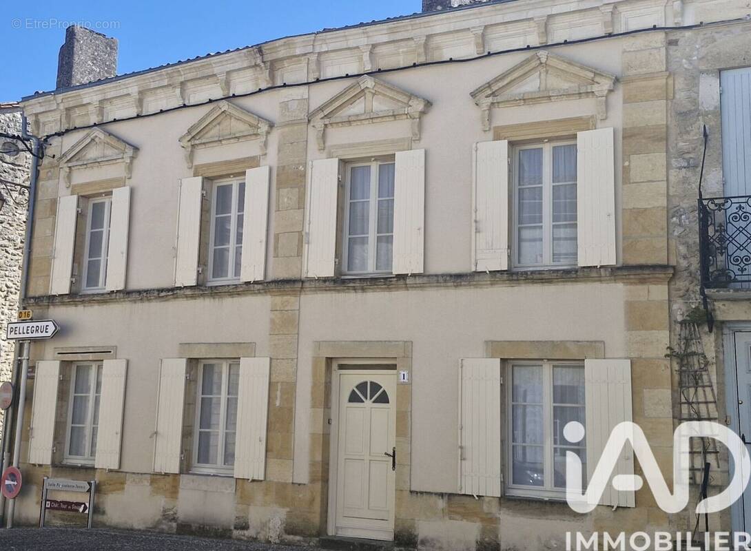 Photo 1 - Maison à GENSAC