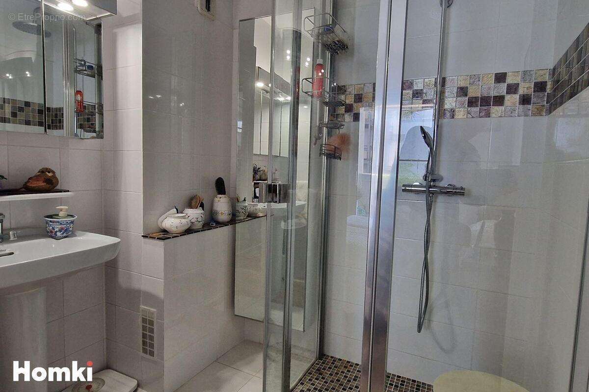 Appartement à LE CANNET