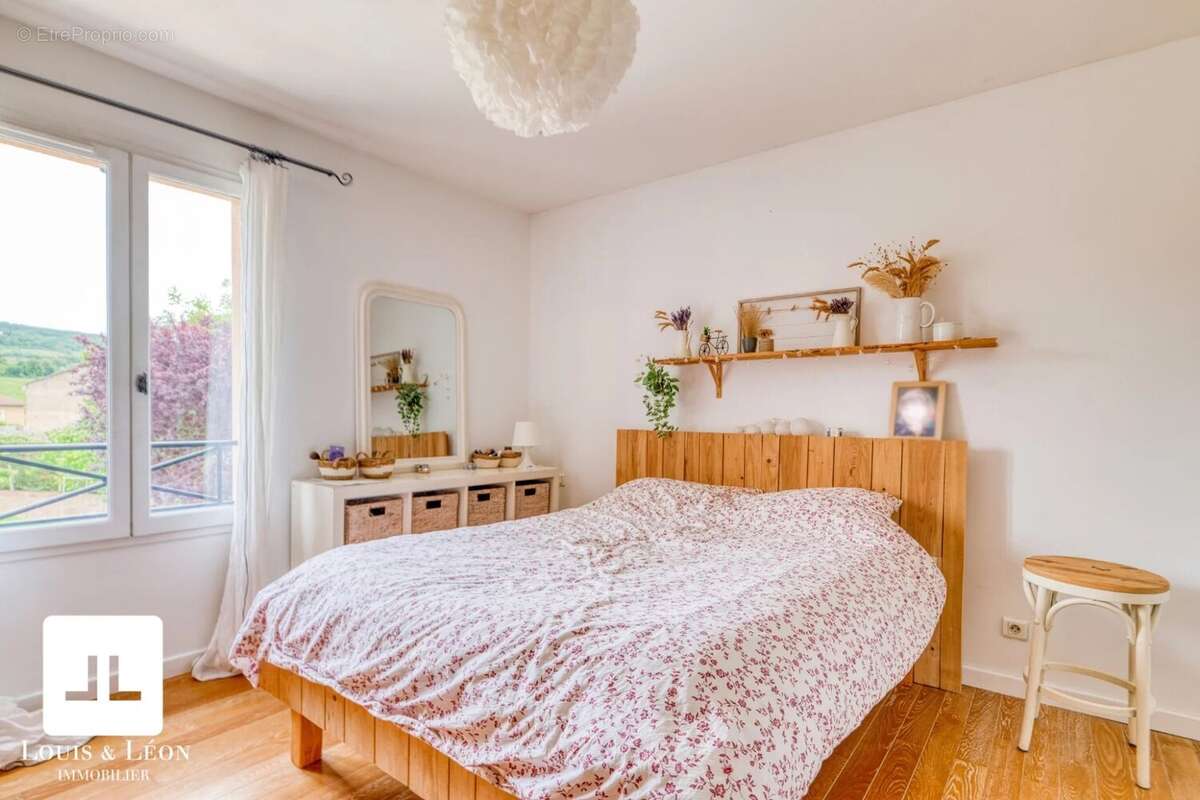 Maison à MORANCE