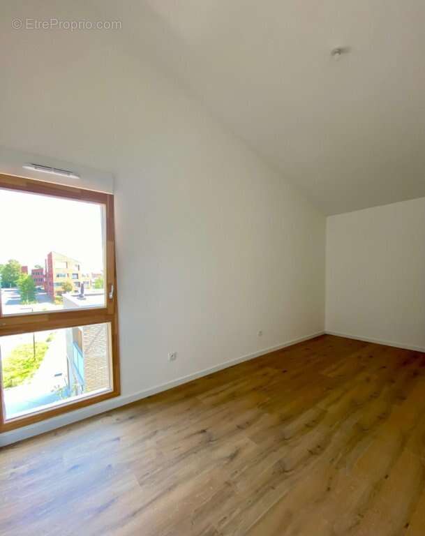 Appartement à QUESNOY-SUR-DEULE