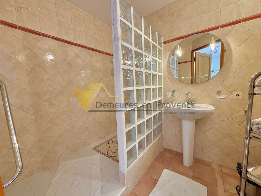 Appartement à SABLET