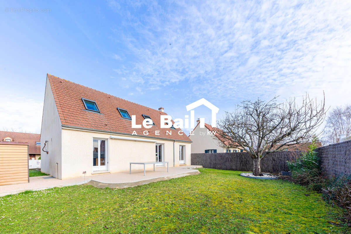 Maison à OSNY