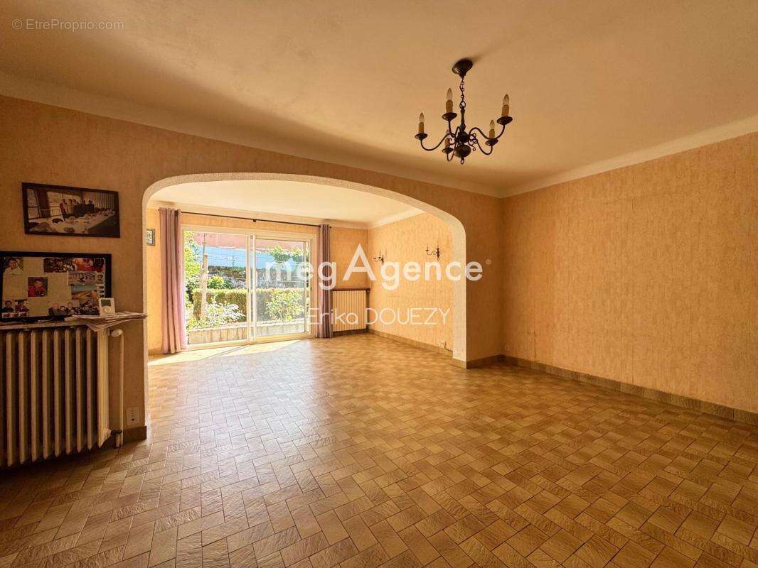 Maison de ville quartier Vendée, 3 chambres, garage, jardin - photo 2
